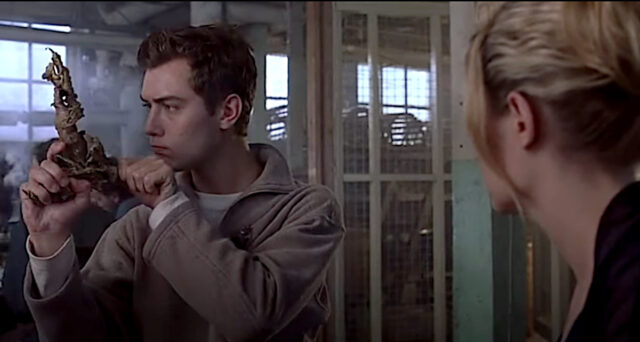 eXistenZ (1999) di David Cronenberg