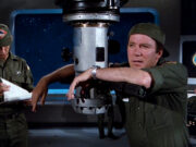 L’aereo più pazzo del mondo… sempre più pazzo (1982) L'aereo più pazzo del mondo... sempre più pazzo William Shatner