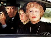 Ritorno dall’ignoto (1978) con Christopher Lee e Bette Davis Ritorno dall'ignoto (1978) con Christopher Lee e Bette Davis