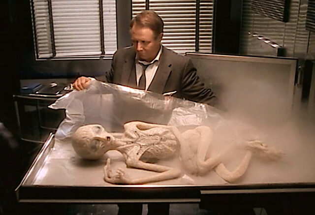 Dark Skies - Oscure presenze (1996–1997) serie TV_ Dark-Skies-1996–1997-serie-TV