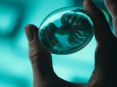 Ridley Scott conferma: il terzo prequel di Alien è ancora in sviluppo alien covenant