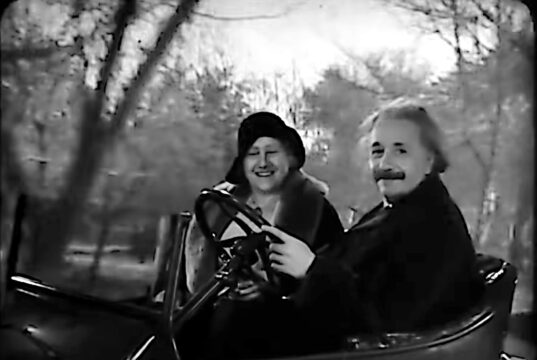 Einstein e gli effetti speciali: quando il genio della relatività visitò Hollywood Einstein Hollywood